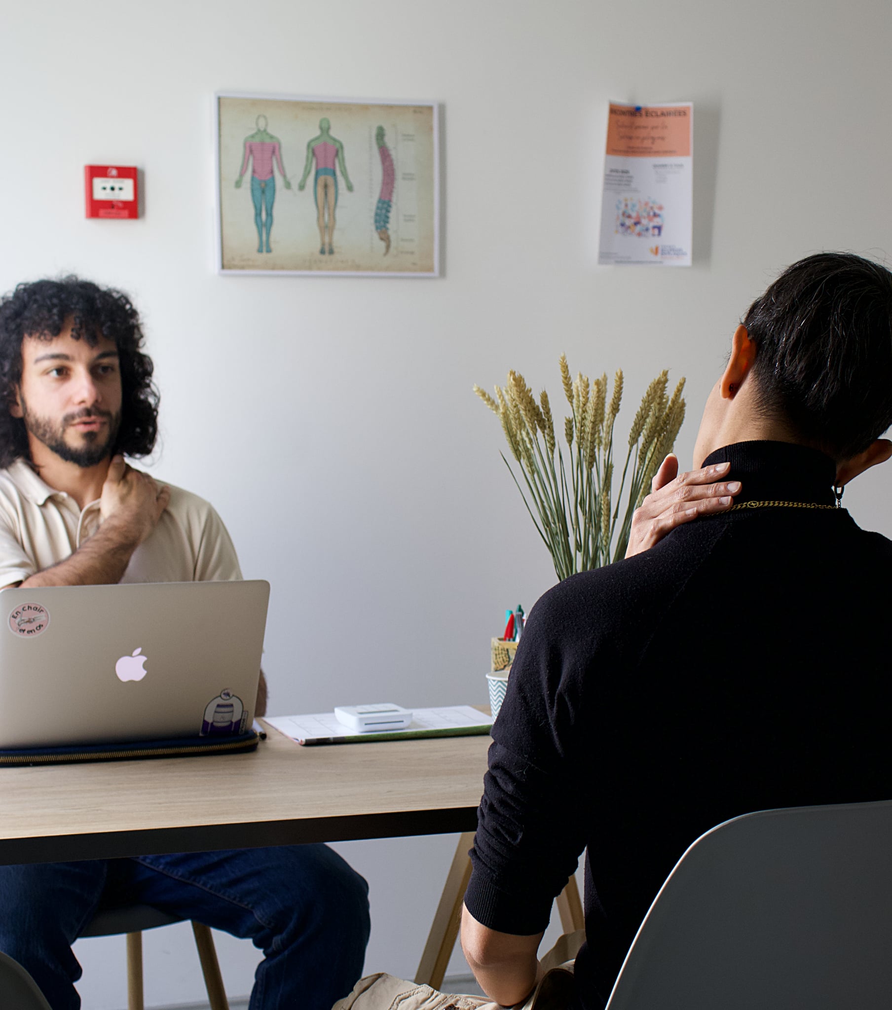 Consultation Timmy Avril Cadinot Ostéopathe coimères